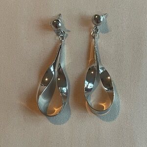 Silver Ribbon Drop Earrings